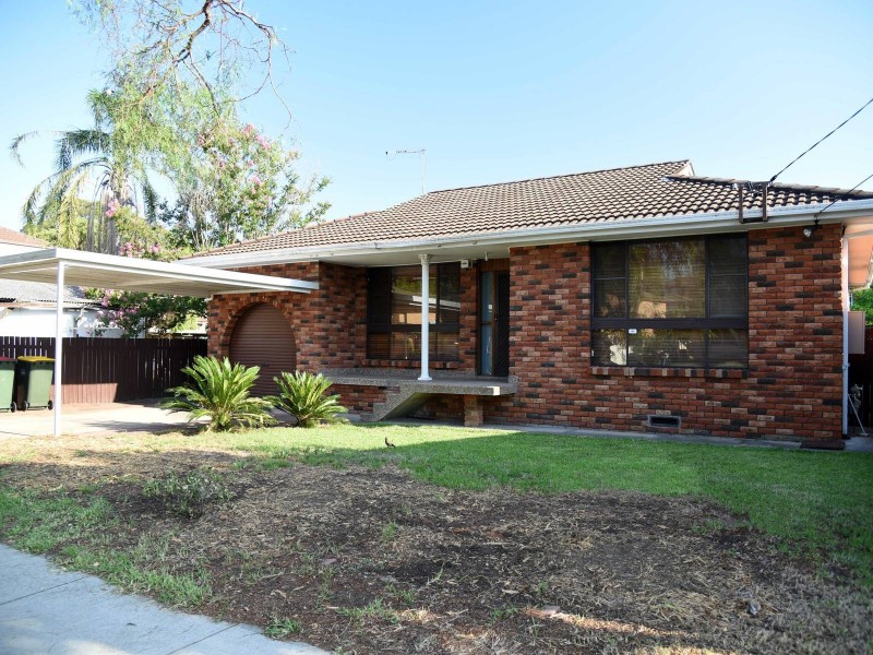 21 Wrentmore Street, Fairfield NSW 2165