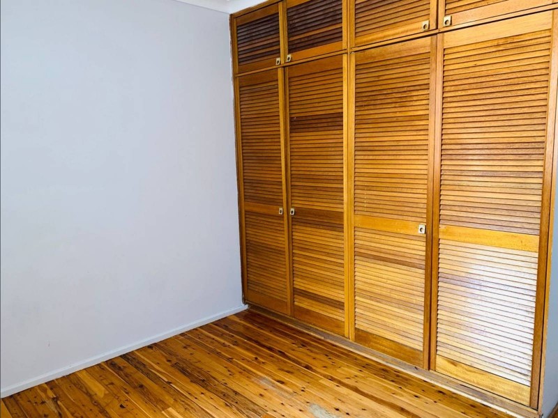 53 Musgrave Cres, Fairfield West NSW 2165