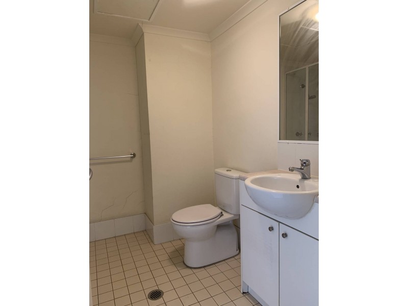 201/13 Spencer Street, Fairfield NSW 2165