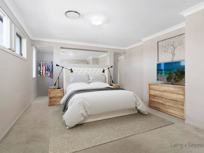 19 Brinsmead Avenue, Middleton Grange NSW 2171