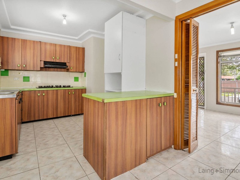 15 Mellick Street, Fairfield West NSW 2165