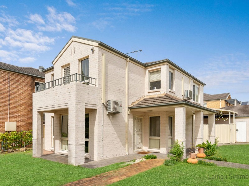9 Jacaranda Court, Fairfield East NSW 2165