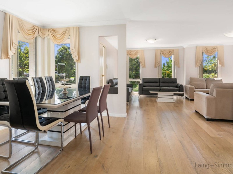 9 Jacaranda Court, Fairfield East NSW 2165