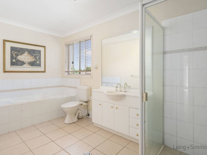 9 Jacaranda Court, Fairfield East NSW 2165