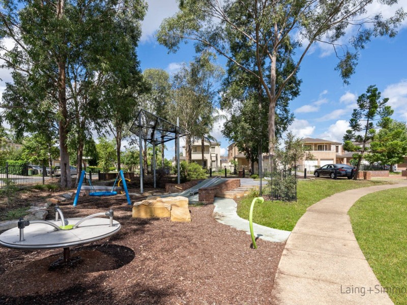 9 Jacaranda Court, Fairfield East NSW 2165