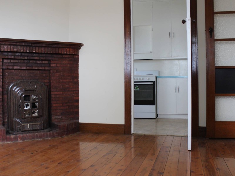 15 Adam Street, Fairfield NSW 2165