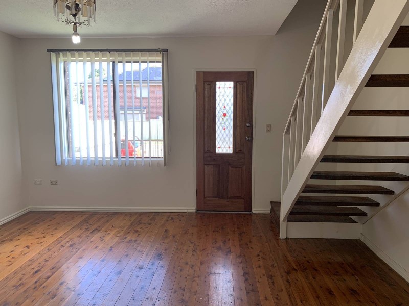 9/32 Railway Parade, Fairfield NSW 2165