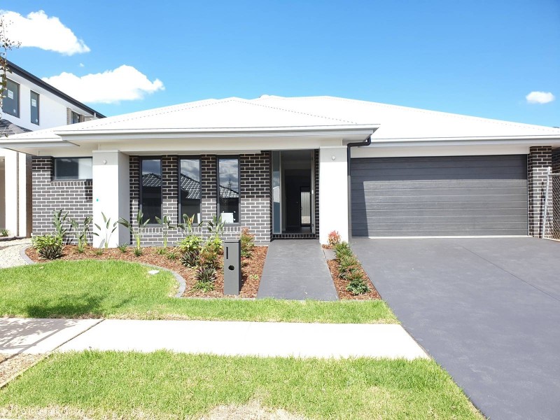 Lot 132 Hodgson Street, Oran Park NSW 2570