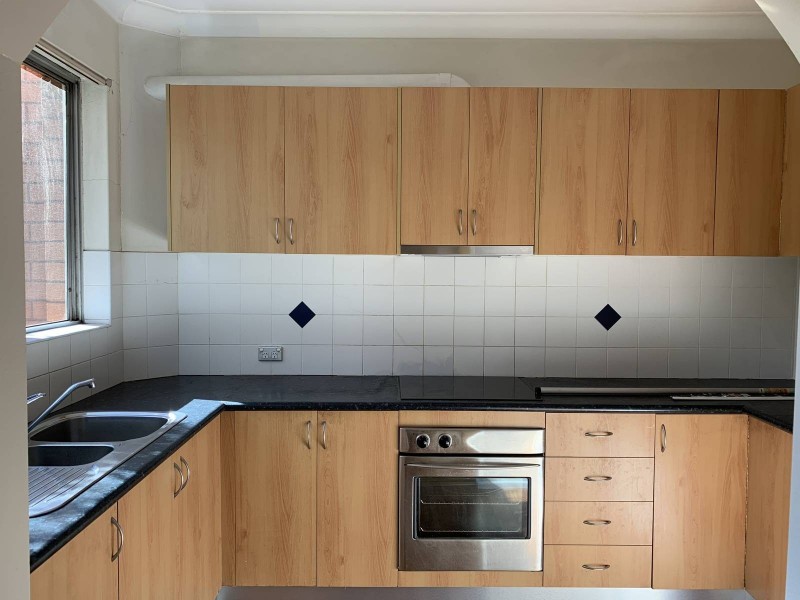 8/34 Goulburn St, Liverpool NSW 2170