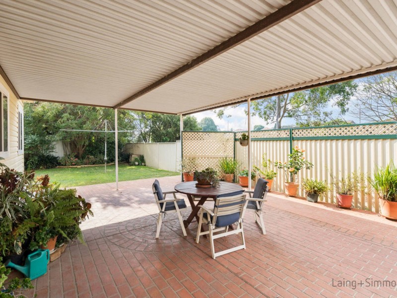 9 Banksia Crescent, Fairfield East NSW 2165