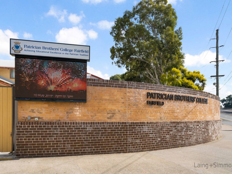 9 Banksia Crescent, Fairfield East NSW 2165