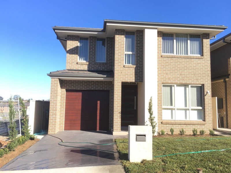 2 De Garis Close, Middleton Grange NSW 2171