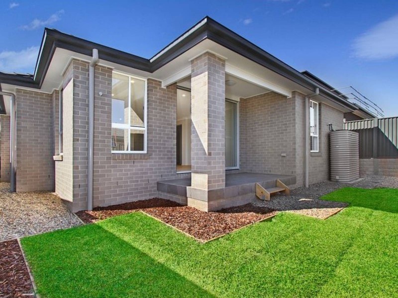 14 (Lot 4125) Leppington House Drive, Denham Court NSW 2565