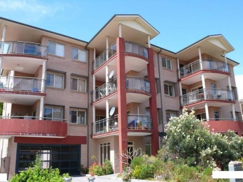 4/14-18 Fairlight Avenue, Fairfield NSW 2165