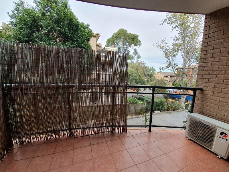 4/14-18 Fairlight Avenue, Fairfield NSW 2165