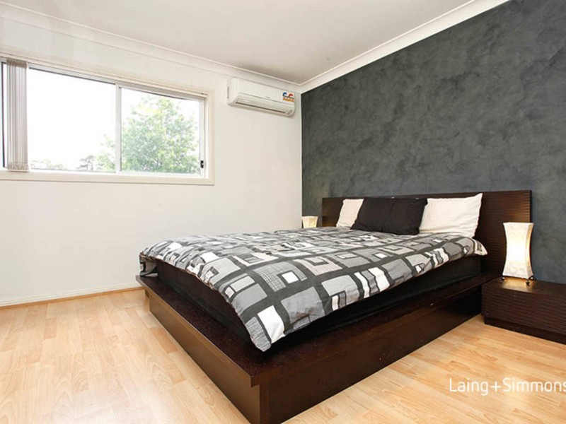 4 Rosedale Street, Canley Heights NSW 2166