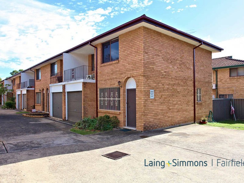 8/108 WATTLE AVE, Carramar NSW 2163