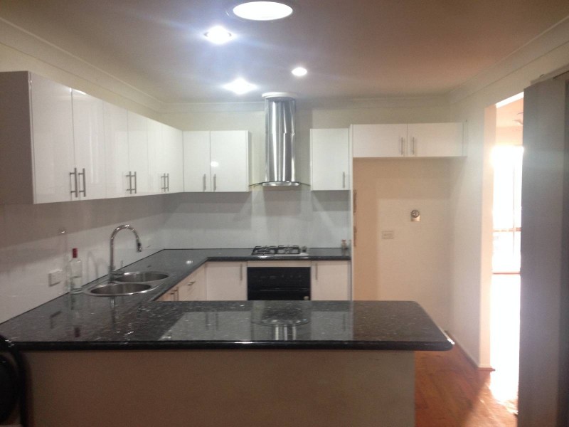 17 Carina Ave, Hinchinbrook NSW 2168