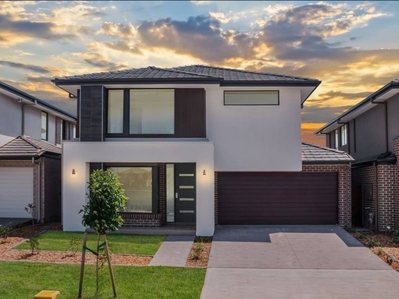 33 (Lot 7096) Commissioner Drive, Denham Court NSW 2565