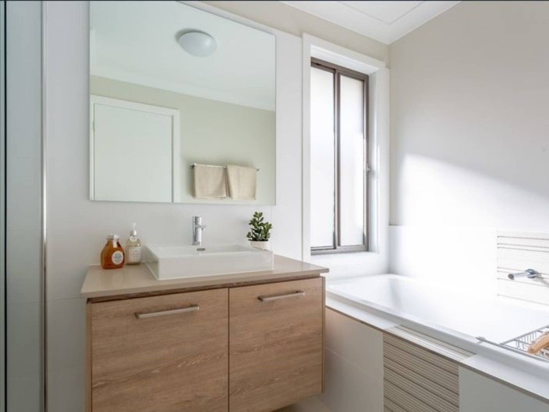 33 (Lot 7096) Commissioner Drive, Denham Court NSW 2565