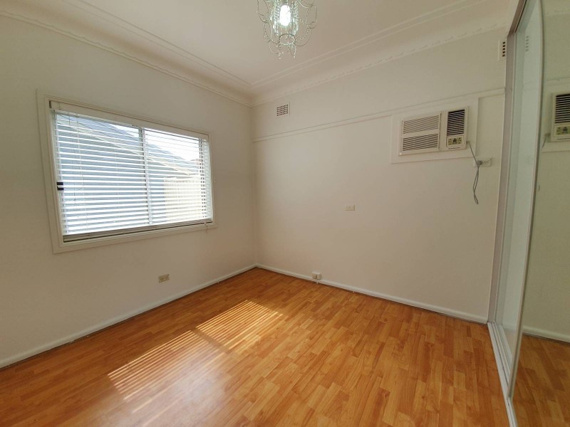 Fairfield East NSW 2165