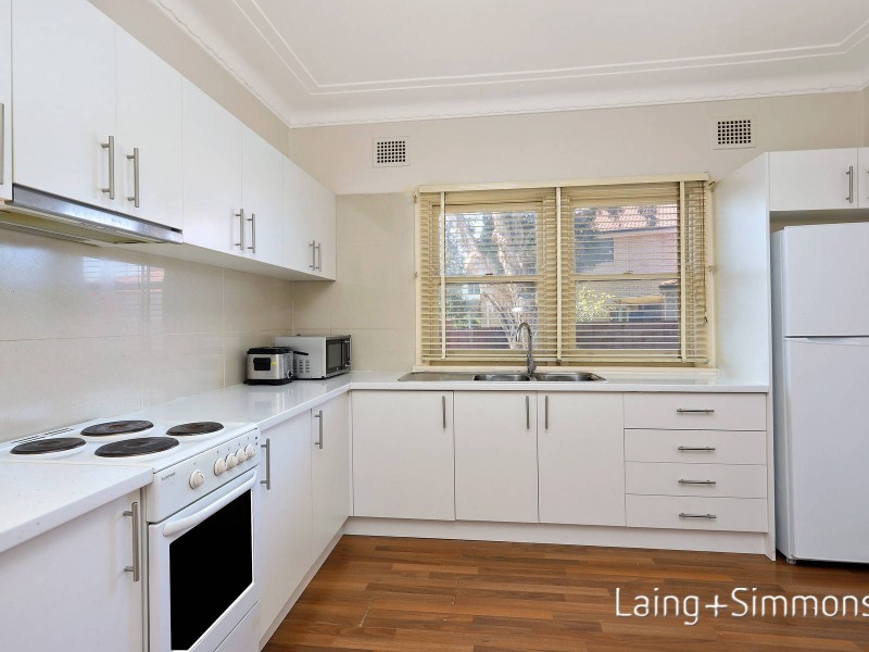 2 Richardson Street, Fairfield NSW 2165