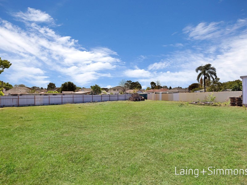 2 Richardson Street, Fairfield NSW 2165