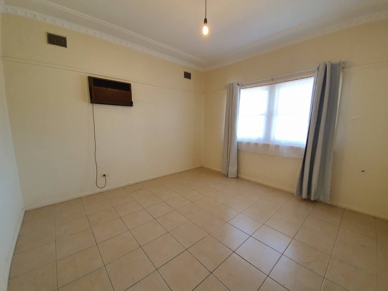 Fairfield West NSW 2165