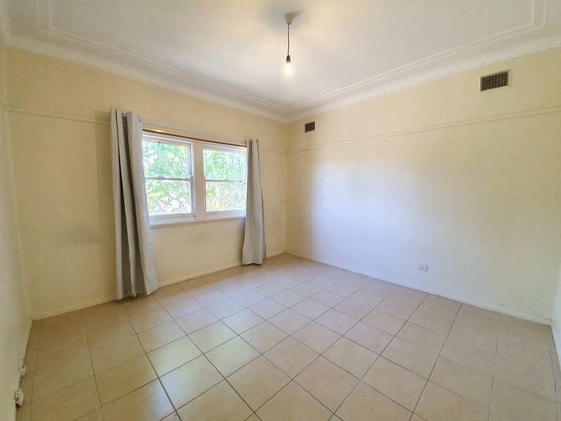 Fairfield West NSW 2165