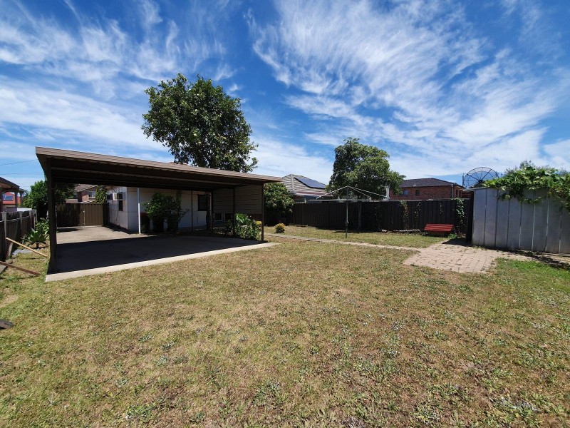 Fairfield West NSW 2165