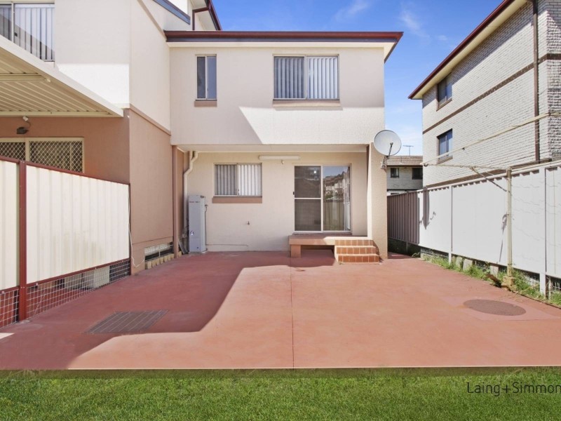 11/36-38  Wrentmore Street, Fairfield NSW 2165