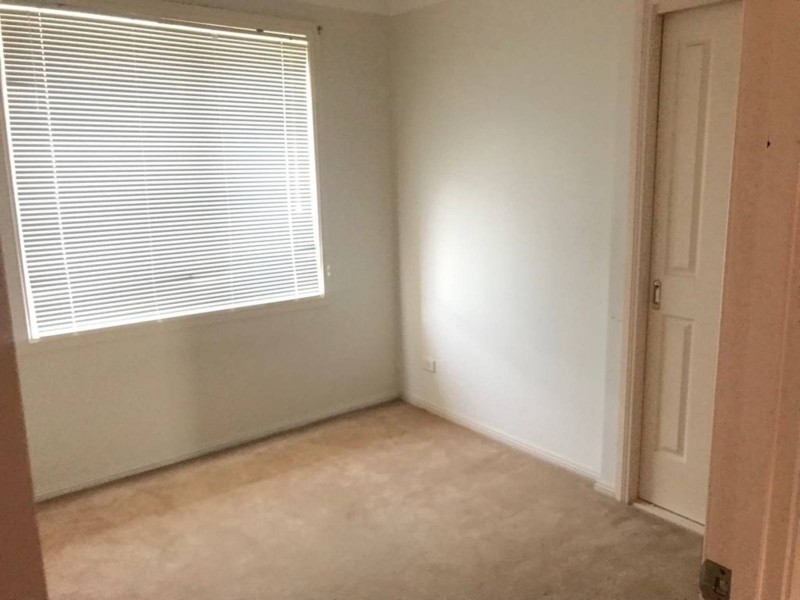 1B- Inverell Avenue, Hinchinbrook NSW 2168
