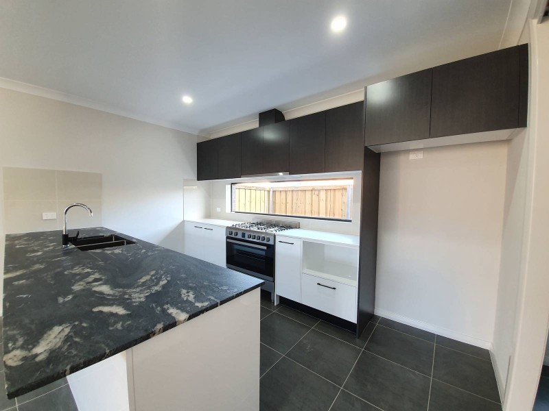 Unit 1/Lot 607 Courtney Loop, Oran Park NSW 2570