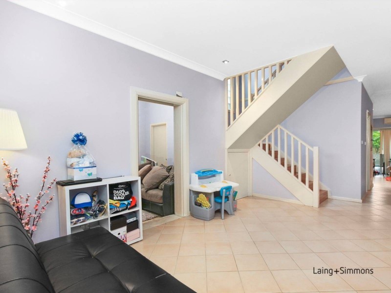 16A The Grove, Fairfield NSW 2165