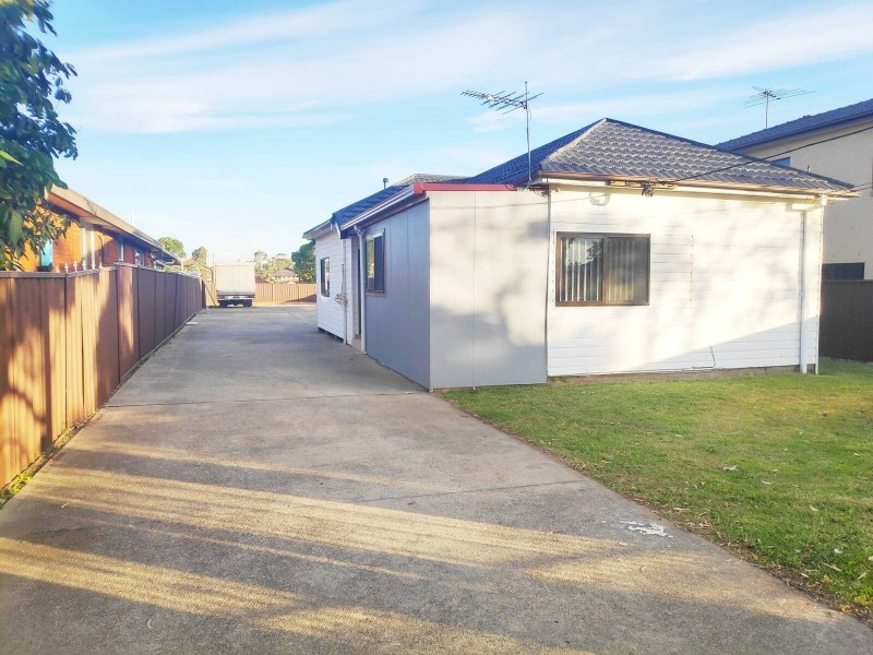 Fairfield East NSW 2165