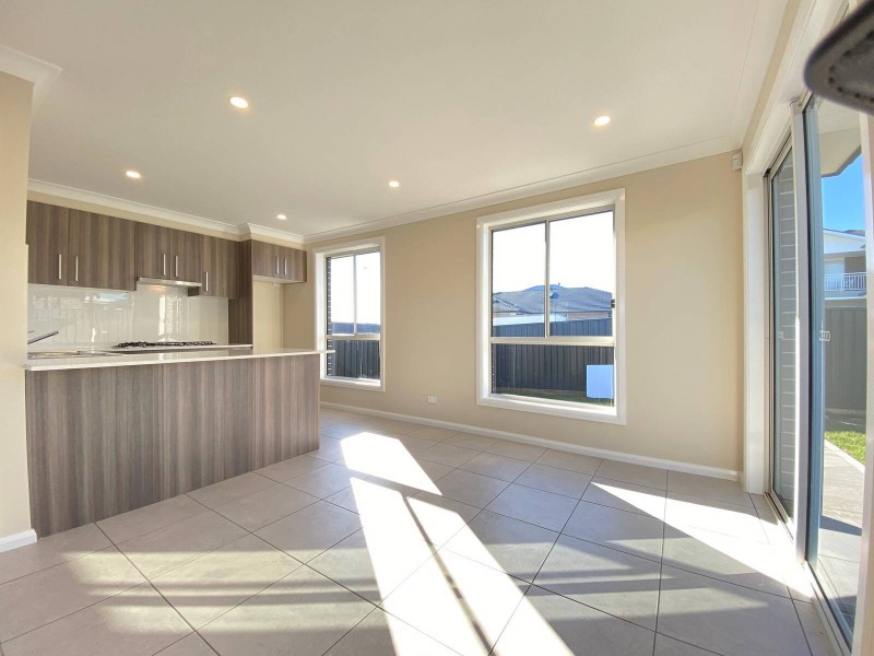 54A Emerald Hills Boulervarde, Leppington NSW 2179