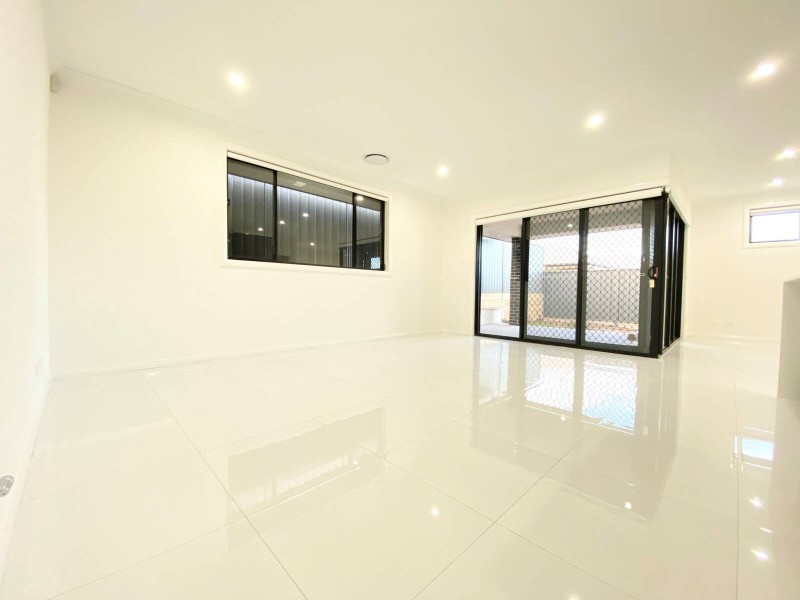 75 Richmond Road, Oran Park NSW 2570