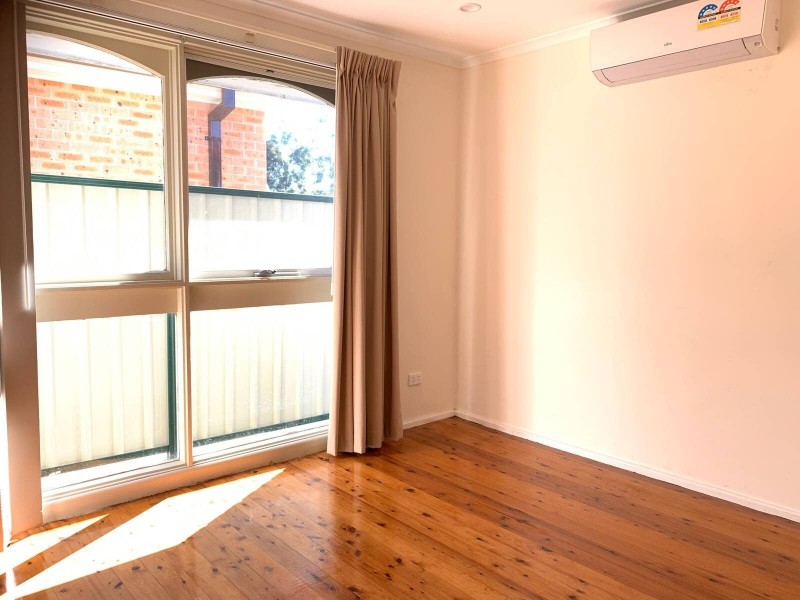 36 Conrad St, Wetherill Park NSW 2164