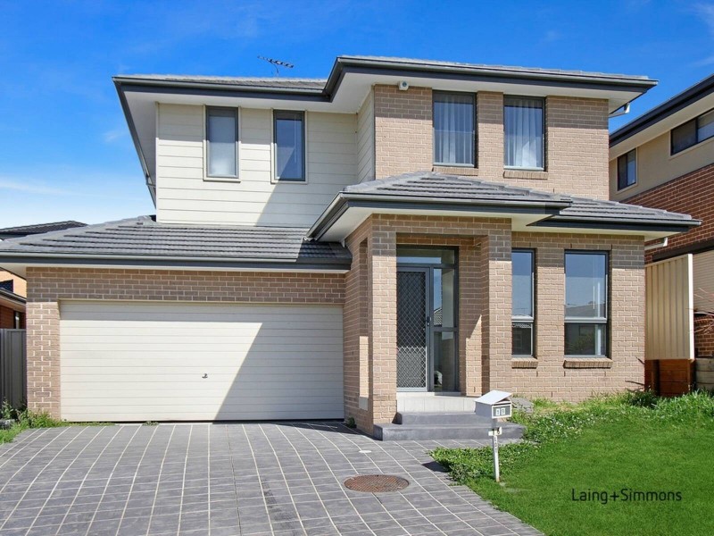 19 AFFLECK GARDENS, Middleton Grange NSW 2171