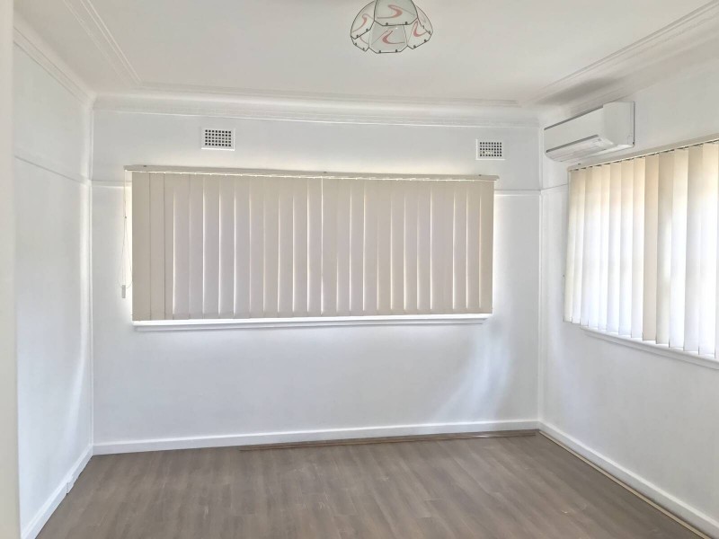 4 Richardson Street, Fairfield NSW 2165