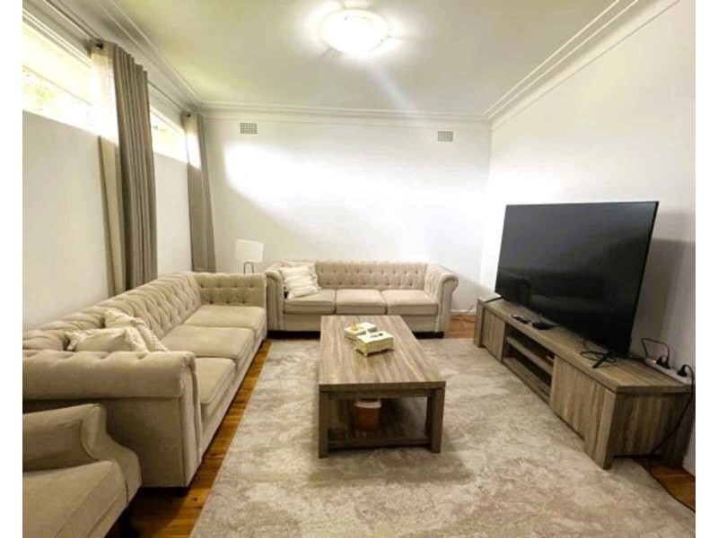 7 Edward Place, Canley Heights NSW 2166