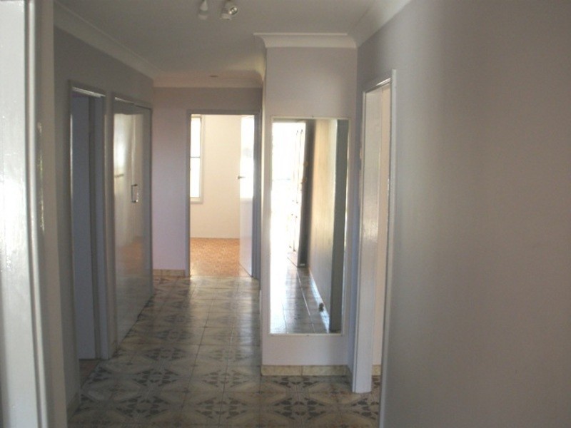 72 RAILWAY PDE, Canley Vale NSW 2166