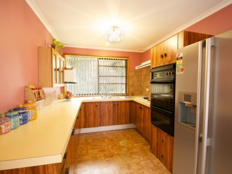 12 ELDERSHAW ROAD, Edensor Park NSW 2176