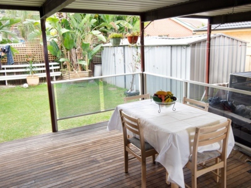 12 ELDERSHAW ROAD, Edensor Park NSW 2176