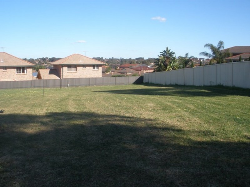 Edensor Park NSW 2176
