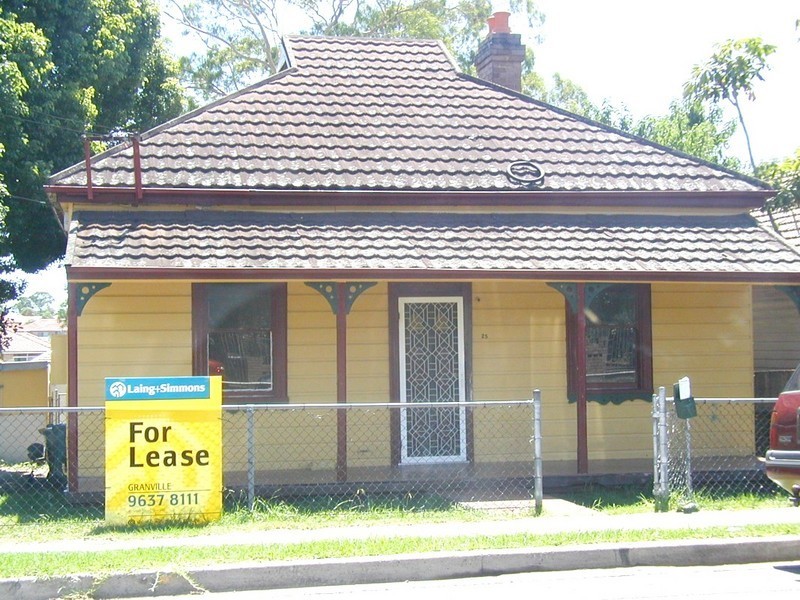 25 Station Street, Guildford NSW 2161