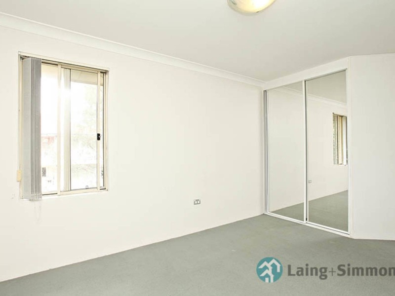 12/8-10 Newman Street, Merrylands NSW 2160