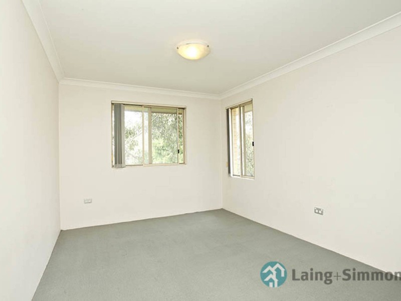 12/8-10 Newman Street, Merrylands NSW 2160
