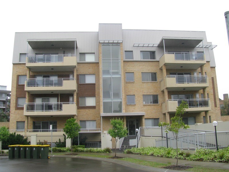 11/8  Refractory Court, Merrylands NSW 2160