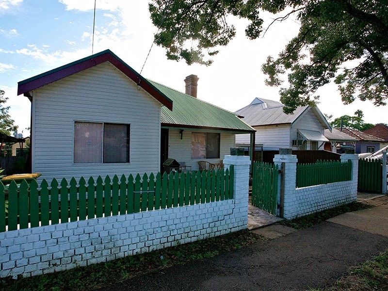 31 Daniel Street, Granville NSW 2142